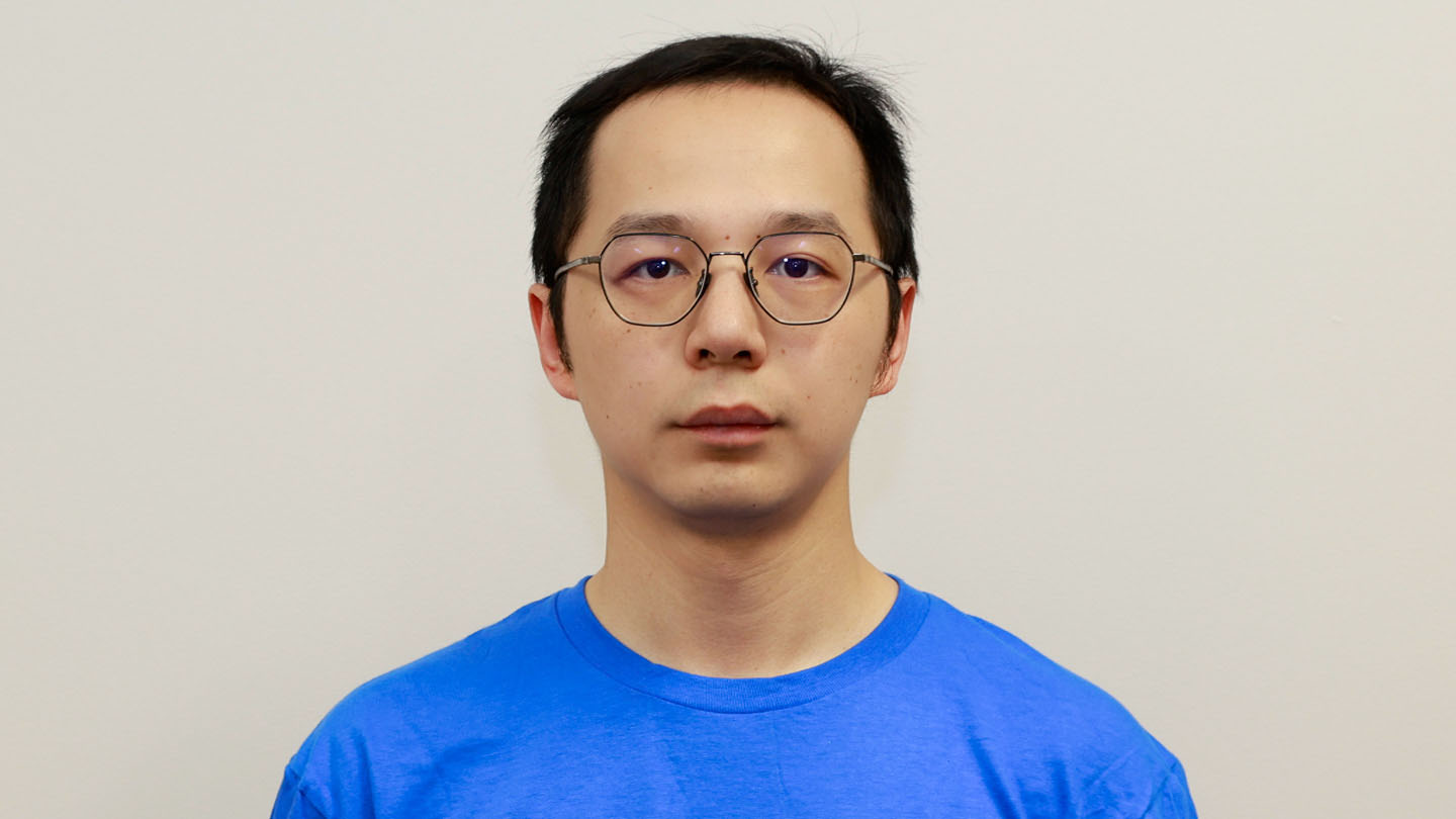 Dawei L